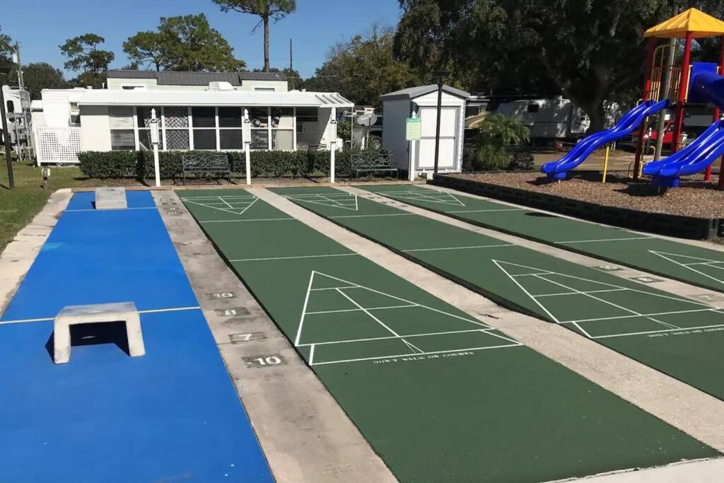 Cozy Tiny Home Near Disney World & Orlando Parks! Kissimmee Bagian luar foto